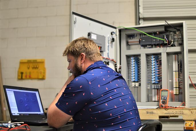 Siemens S7-1200 PLC KTP700 HMI and SITOP power supply test system